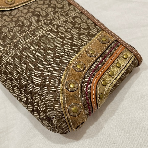 Rare vintage COACH wristlet - Picture 2 of 9